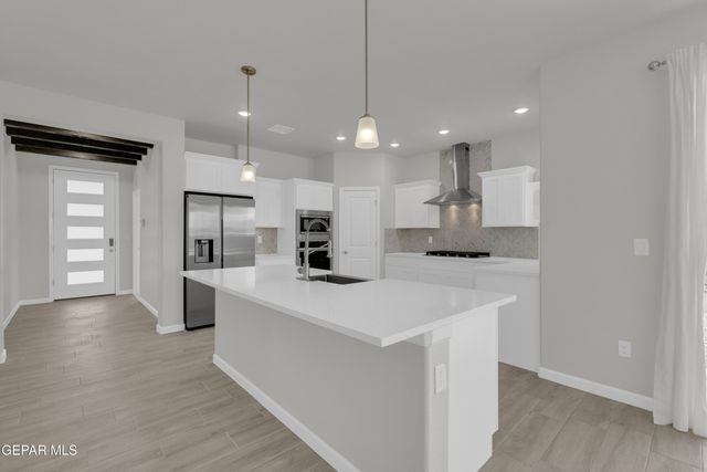 7748 ENCHANTED PARK Drive, El Paso, TX 79911