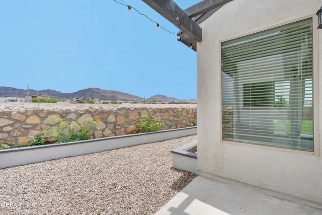 7748 ENCHANTED PARK Drive, El Paso, TX 79911