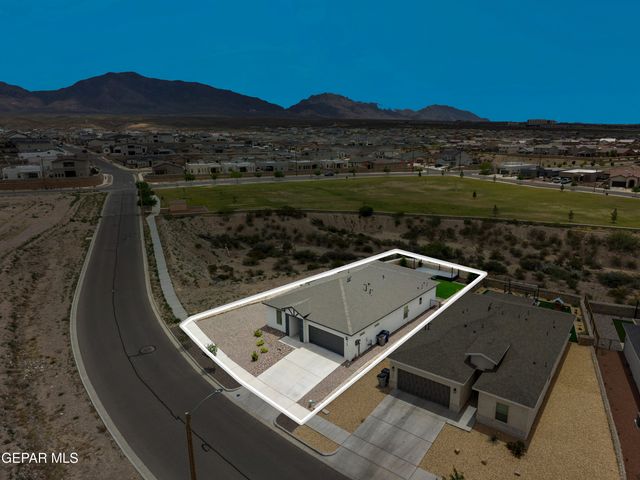 7748 ENCHANTED PARK Drive, El Paso, TX 79911