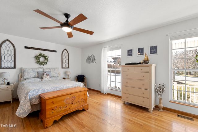 105 Maple Crest, Greeneville, TN 37743