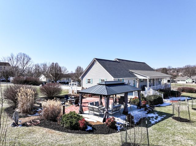 105 Maple Crest, Greeneville, TN 37743