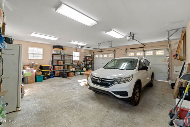 105 Maple Crest, Greeneville, TN 37743