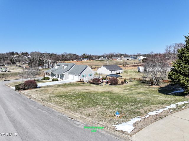 105 Maple Crest, Greeneville, TN 37743