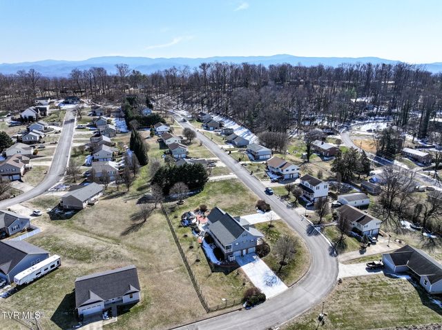 105 Maple Crest, Greeneville, TN 37743