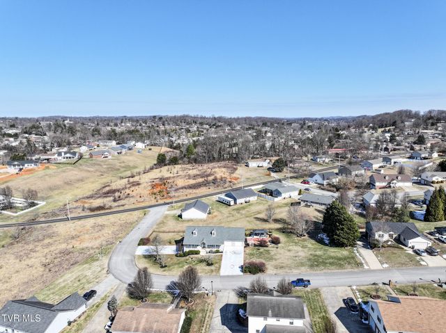 105 Maple Crest, Greeneville, TN 37743