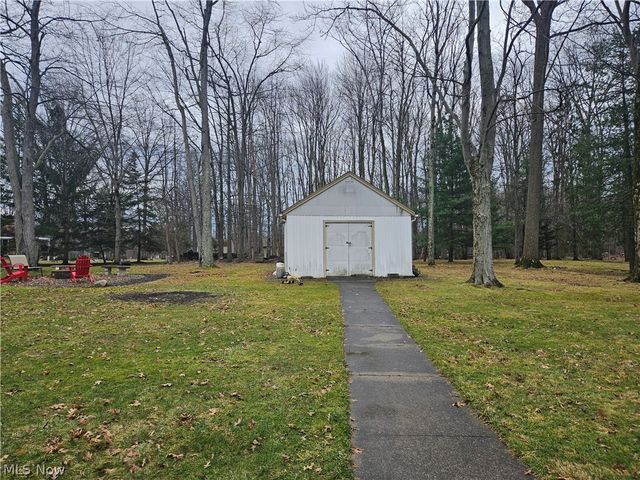 3015 Rockefeller Road, Willoughby Hills, OH 44092