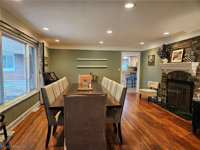 3015 Rockefeller Road, Willoughby Hills, OH 44092