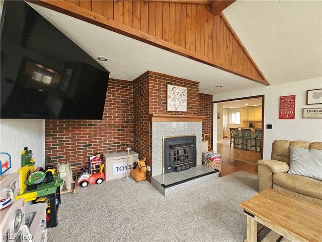 3015 Rockefeller Road, Willoughby Hills, OH 44092