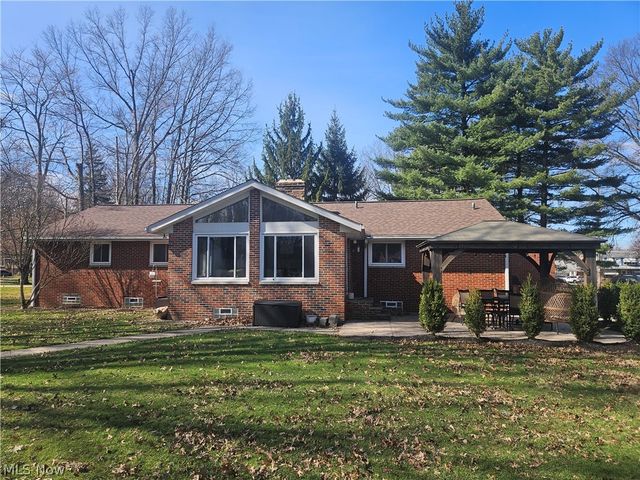 3015 Rockefeller Road, Willoughby Hills, OH 44092