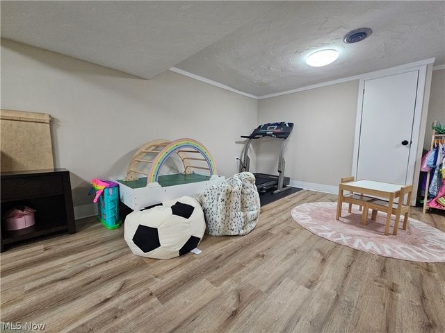 3015 Rockefeller Road, Willoughby Hills, OH 44092