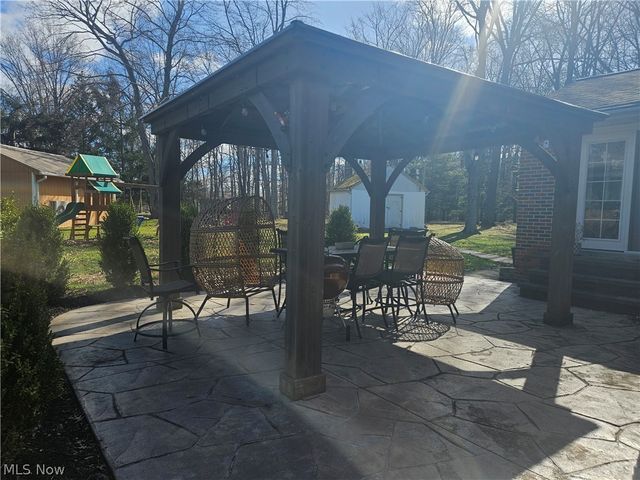 3015 Rockefeller Road, Willoughby Hills, OH 44092