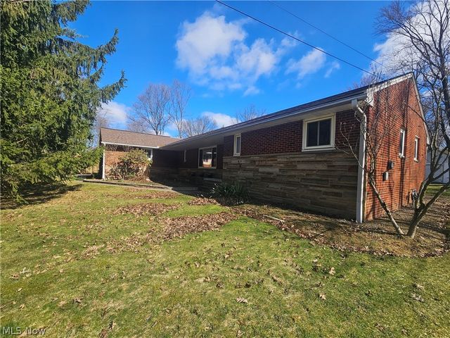 3015 Rockefeller Road, Willoughby Hills, OH 44092