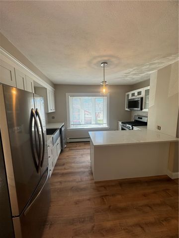 88 Summit Avenue 1, West Warwick, RI 02893