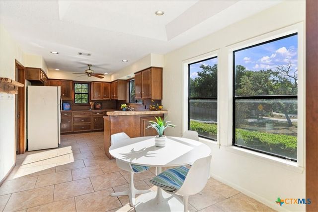 21 Shady Grove Lane, Wimberley, TX 78676