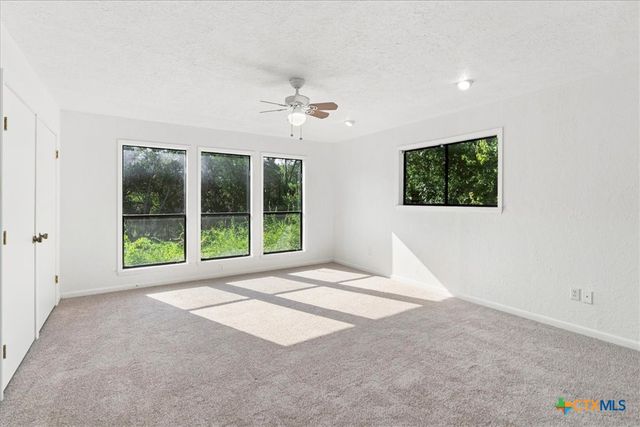 21 Shady Grove Lane, Wimberley, TX 78676