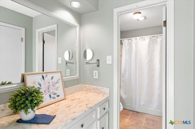 21 Shady Grove Lane, Wimberley, TX 78676
