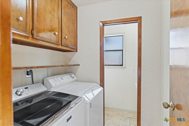 21 Shady Grove Lane, Wimberley, TX 78676