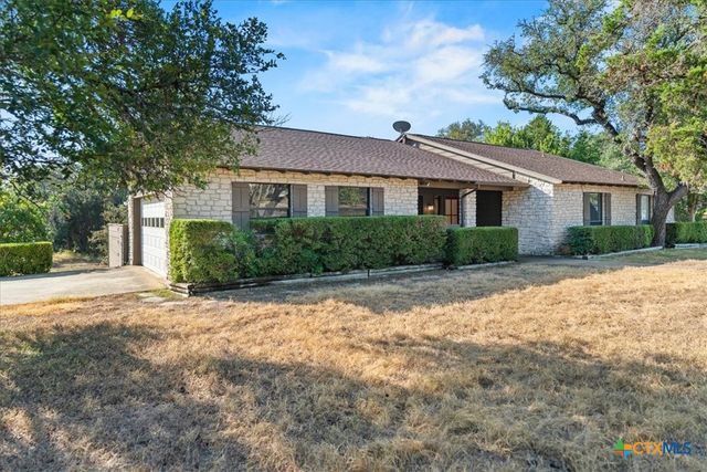 21 Shady Grove Lane, Wimberley, TX 78676