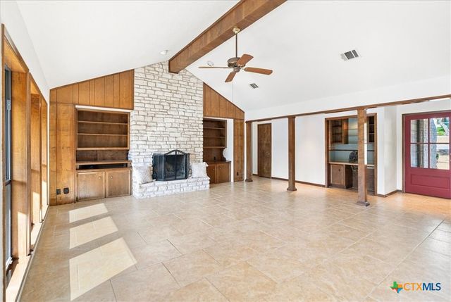 21 Shady Grove Lane, Wimberley, TX 78676