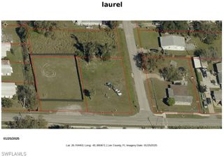 1115 Laurel DR, North Fort Myers, FL 33917