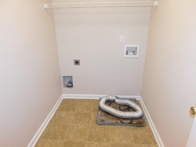 3543 Aberdeen Way, Douglasville, GA 30135