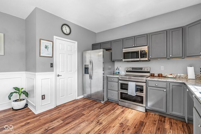 6517 Cougar Court, Indianapolis, IN 46237