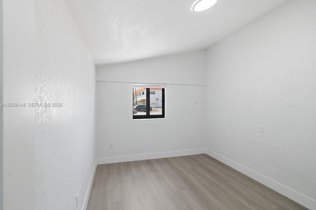 1480 NE 150th Street, Miami, FL 33161