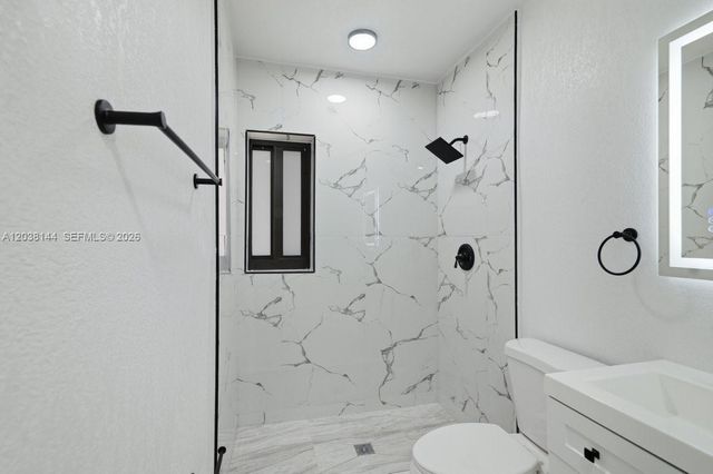 1480 NE 150th Street, Miami, FL 33161