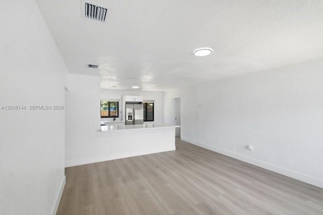 1480 NE 150th Street, Miami, FL 33161