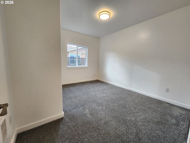 2102 True Loop, La Grande, OR 97850