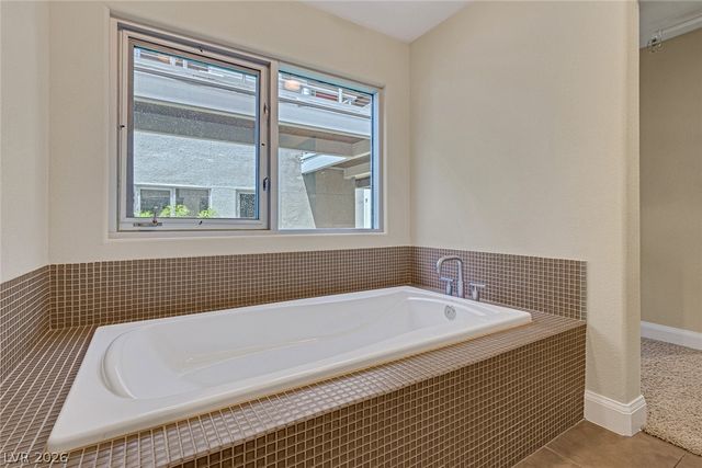 11441 Allerton Park Drive 208, Las Vegas, NV 89135