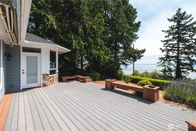 9049 Samish Island Rd, Bow, WA 98232