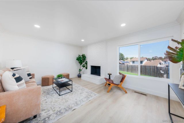 2863 Carmar, San Diego, CA 92139