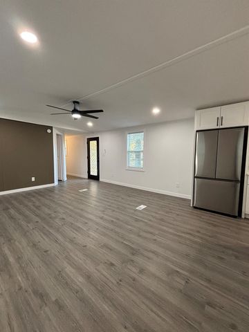 19856 Old Highway 105 East, Cleveland, TX 77328