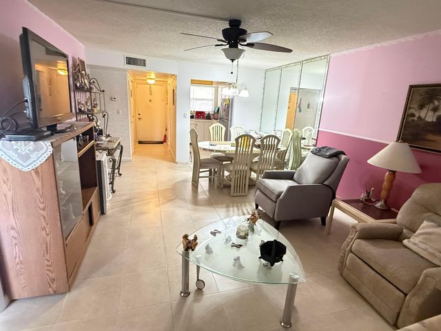 8051 Sunrise Lakes Drive N 210, Sunrise, FL 33322