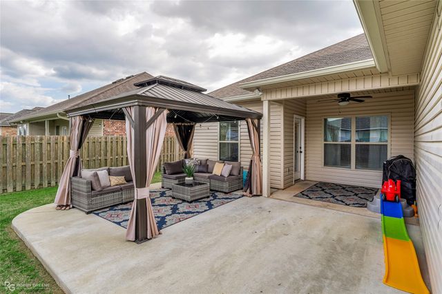 1111 Eli Connor Drive, Bossier City, LA 71112