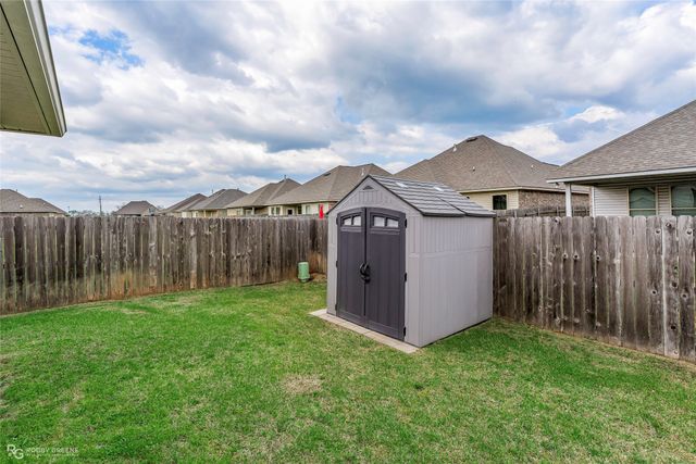 1111 Eli Connor Drive, Bossier City, LA 71112