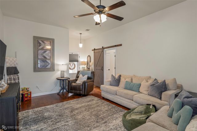 1111 Eli Connor Drive, Bossier City, LA 71112