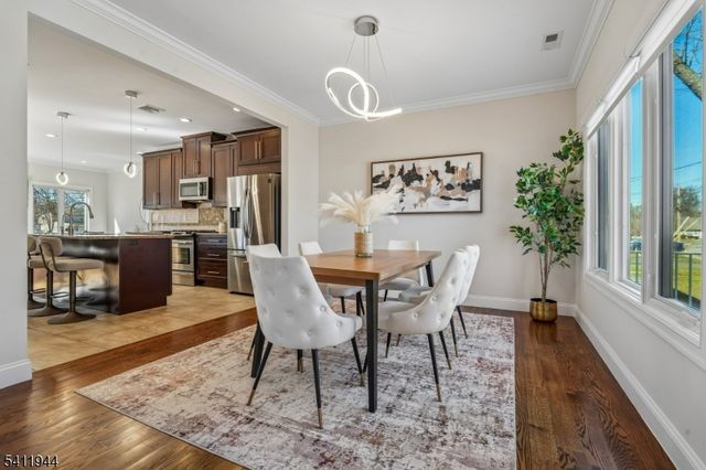 3 30Th St, Fair Lawn Boro, NJ 07410