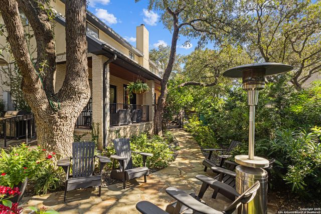 806 Lari Dawn, San Antonio, TX 78258