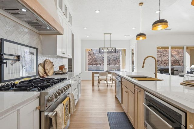 1683 S PAINTED VISTA CIR, Washington, UT 84780