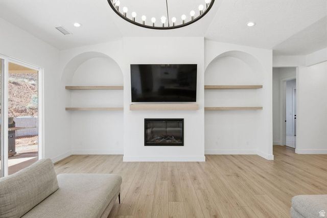 1683 S PAINTED VISTA CIR, Washington, UT 84780