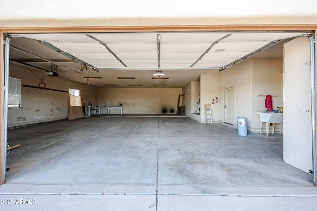 15225 W FRONTIER Drive, Surprise, AZ 85387