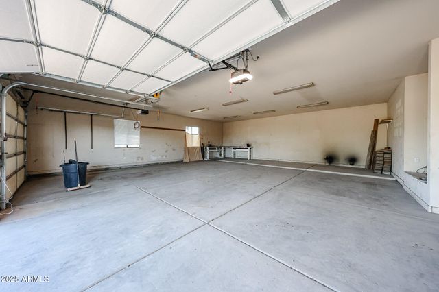 15225 W FRONTIER Drive, Surprise, AZ 85387