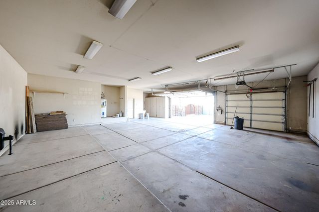 15225 W FRONTIER Drive, Surprise, AZ 85387