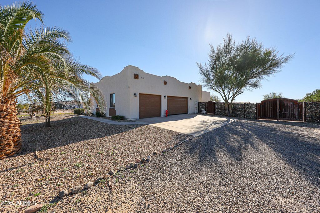 15225 W FRONTIER Drive, Surprise, AZ 85387