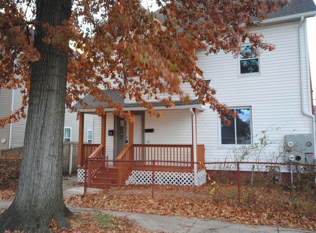 72 Hall St, Springfield, MA 01108