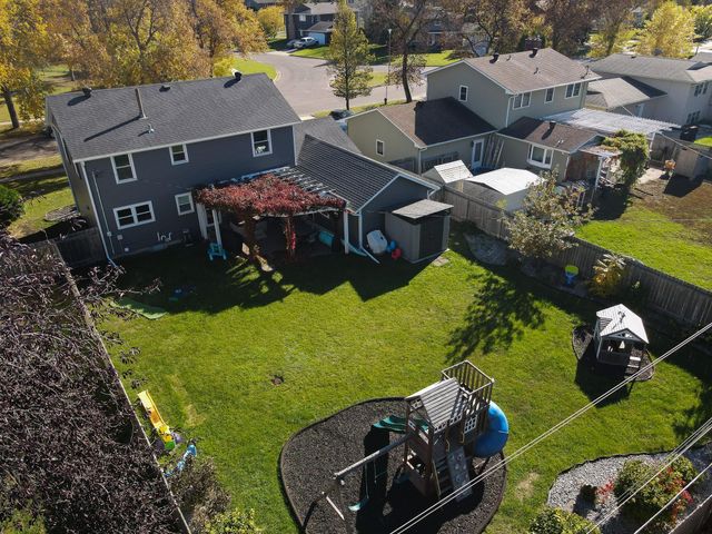 2825 11th Street S, Fargo, ND 58103