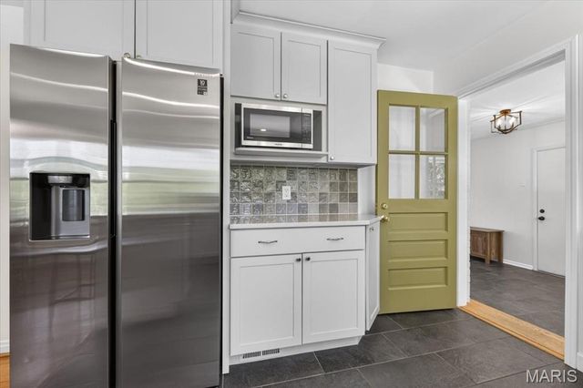 415 Larkhill Court, Webster Groves, MO 63119