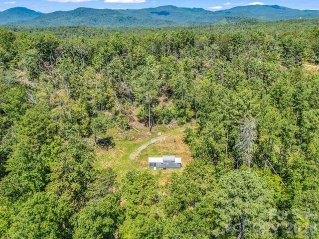 231 Wandering Bear Way, Lake Lure, NC 28746